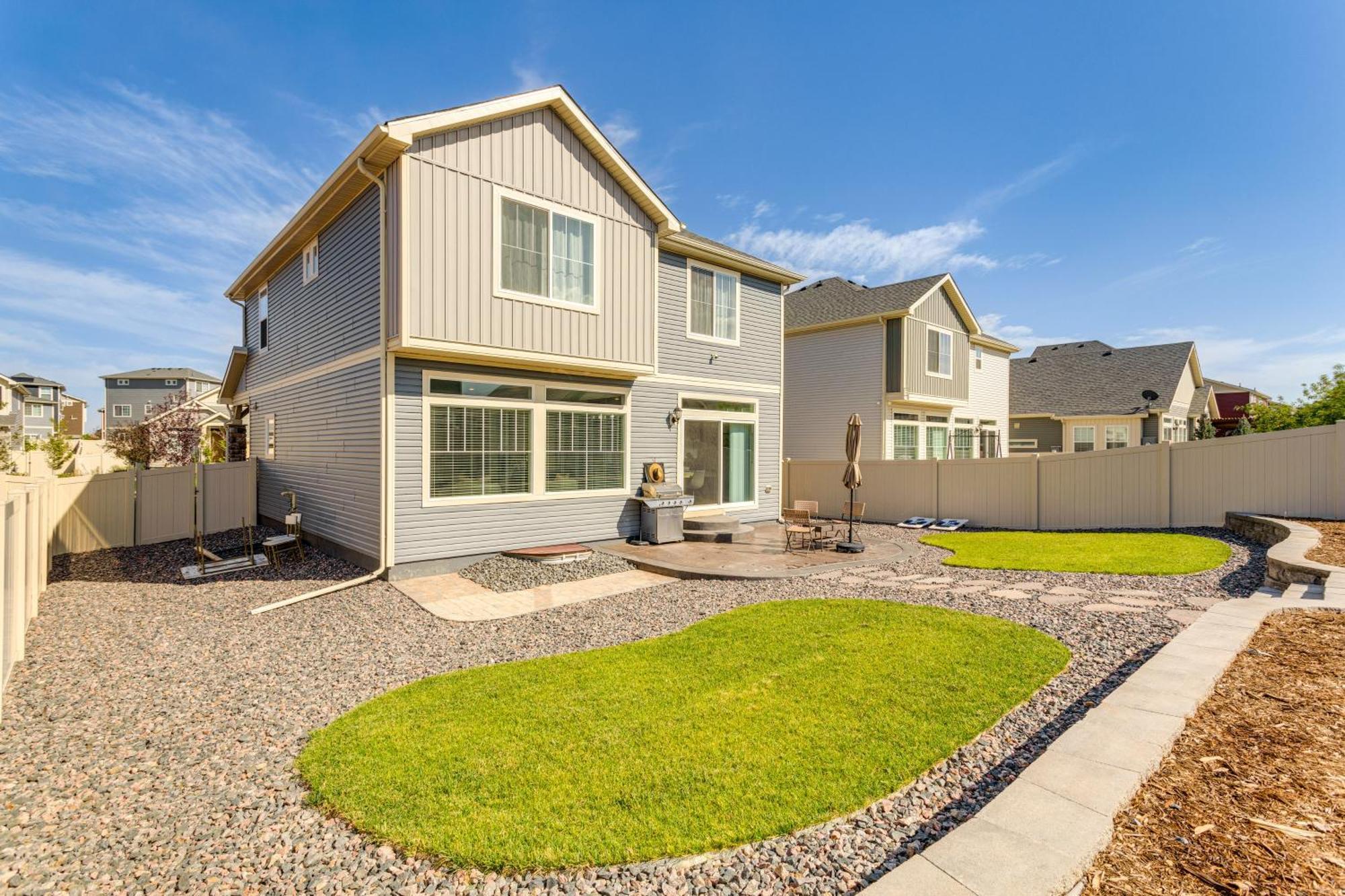 Escape With Patio About 18 Mi To Downtown Denver! *
