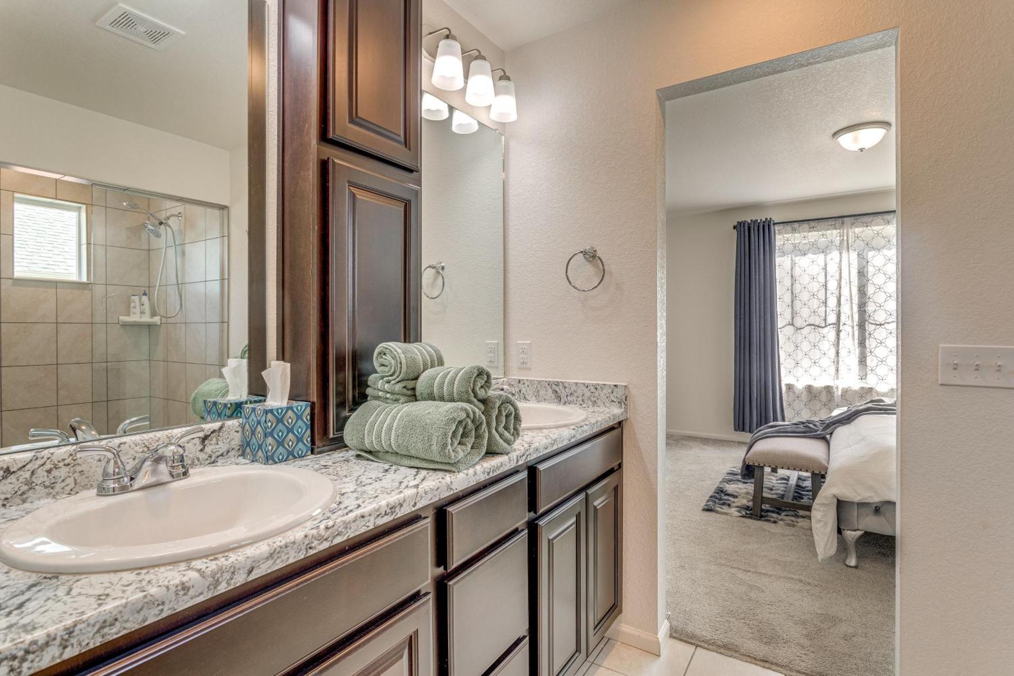 Escape With Patio About 18 Mi To Downtown Denver! Aurora