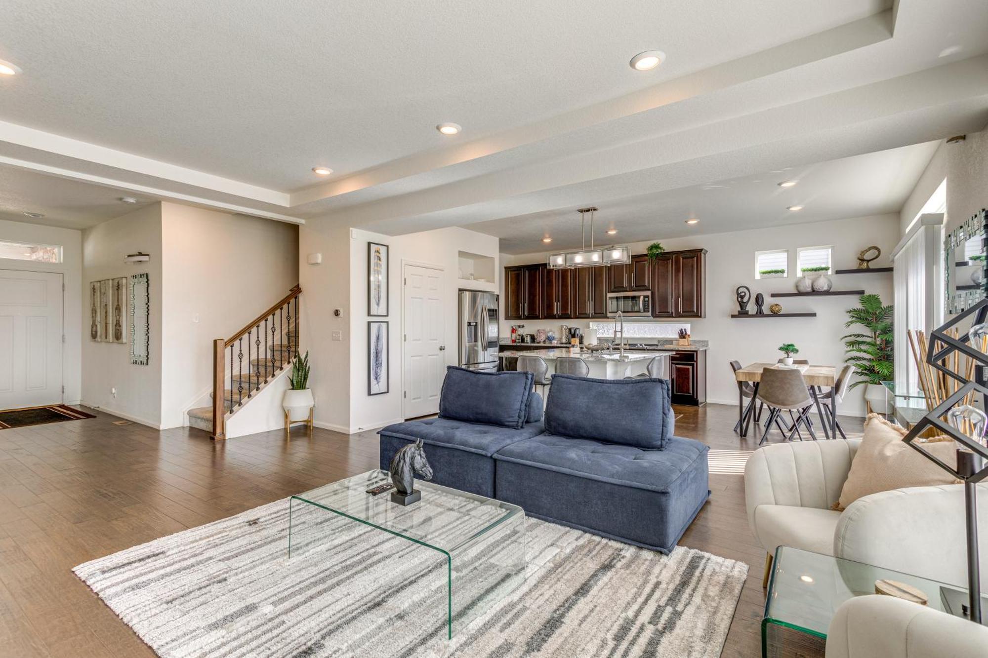 Escape With Patio About 18 Mi To Downtown Denver!